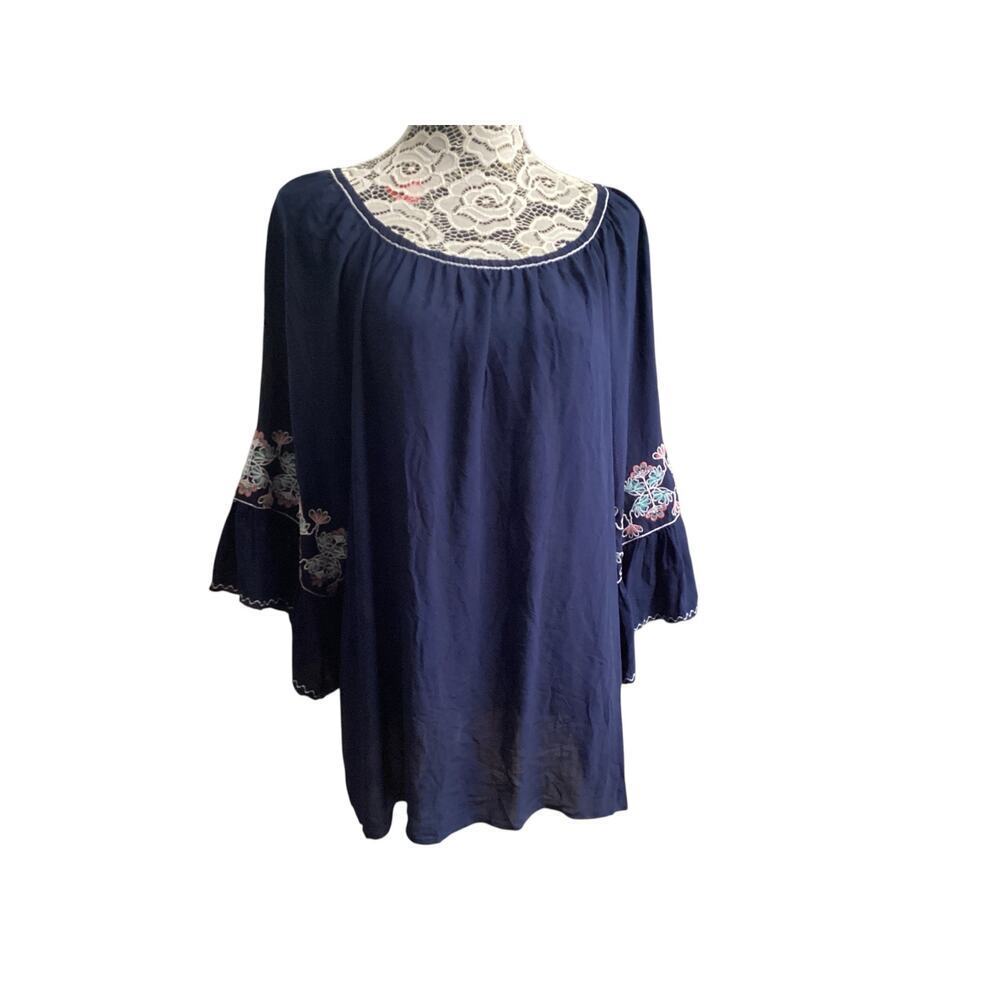 Max Studio tunic blouse navy scoop neck, bell sleeves floral embroidery sz 3X